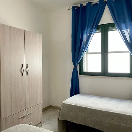 Casa Ermes - Piano Terra Indipendente Fronte Spiaggia, Ampio Spazio Esterno Attrezzato Apartman