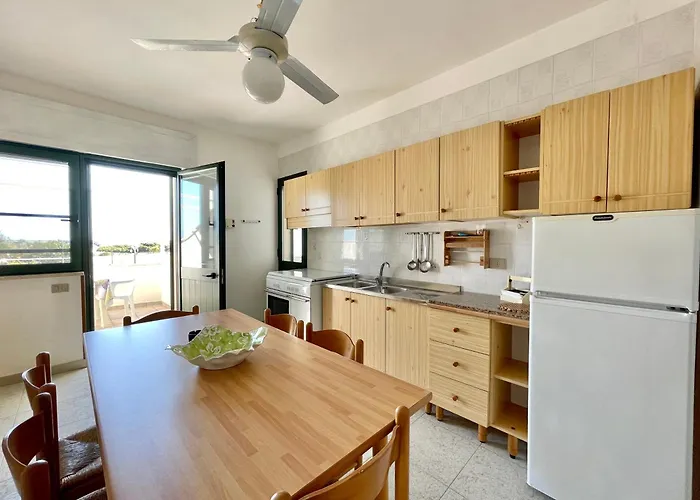 アパート Casa Ermes - Piano Terra Indipendente Fronte Spiaggia, Ampio Spazio Esterno Attrezzato