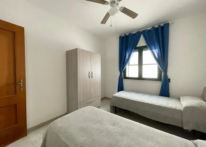 アパート Casa Ermes - Piano Terra Indipendente Fronte Spiaggia, Ampio Spazio Esterno Attrezzato