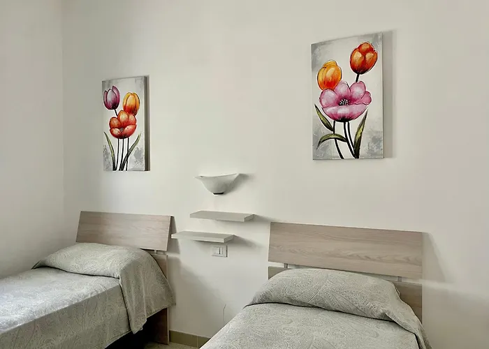 Casa Ermes - Piano Terra Indipendente Fronte Spiaggia, Ampio Spazio Esterno Attrezzato アパート *